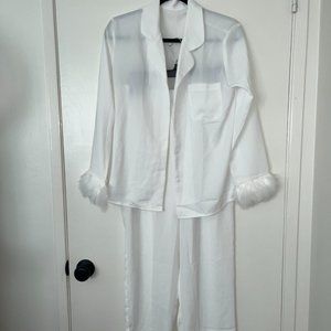 Bride White Feather Lounge Set